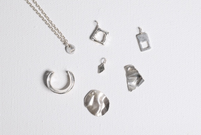 選擇一筆項鍊款式