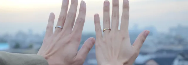 男女の動画を撮影している様子